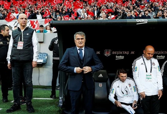 Beşiktaş evinde gol oldu yağdı! Şenol Güneş siftahı 3 puanla yaptı...